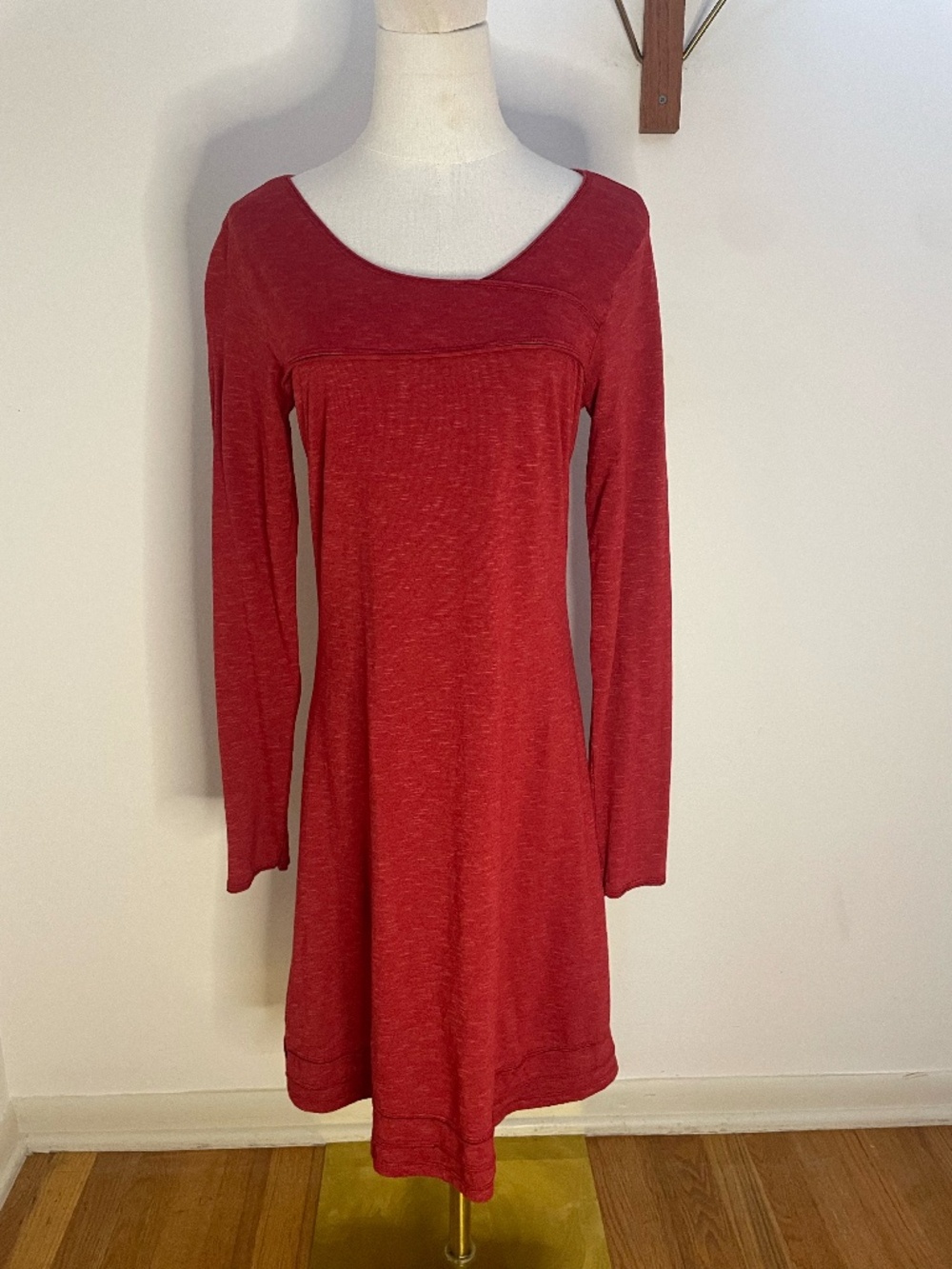 Horny Toad Red Slub Organic Cotton and Tencel Knit Long Sleeve Dress in Medium